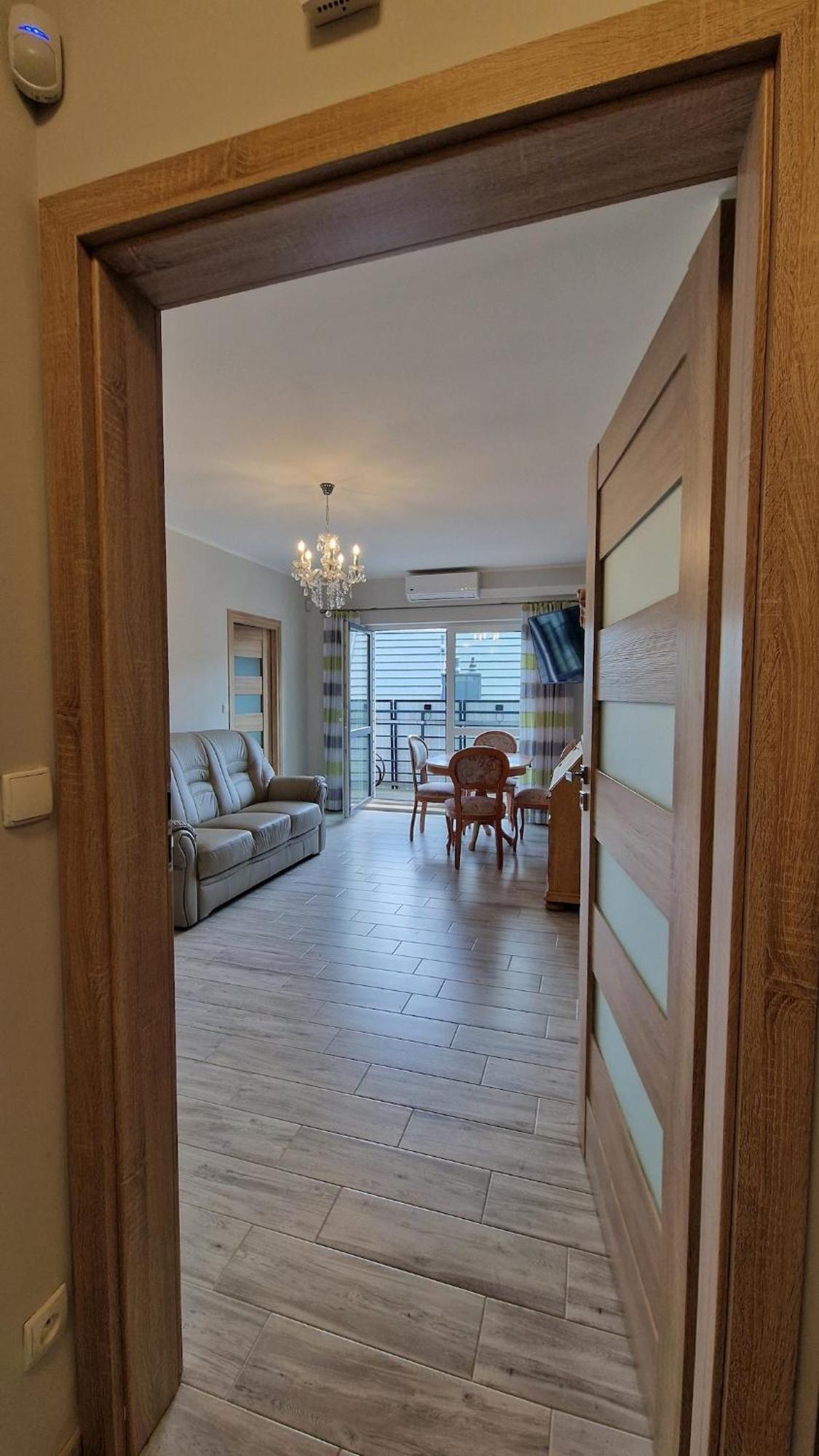 Hello Apartment *